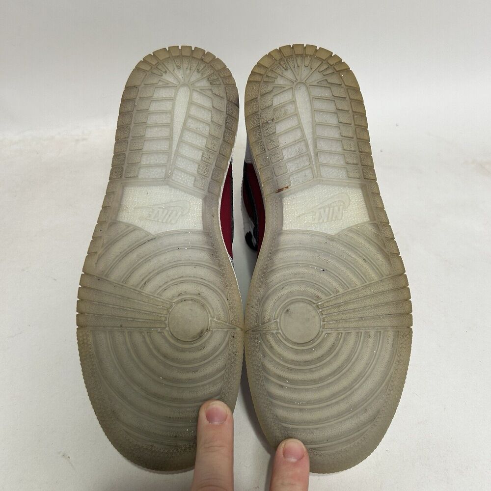 Nike Shoes Air Jordan 1 Retro High OG BG "Carmine" 2024 - Picture 8 of 9